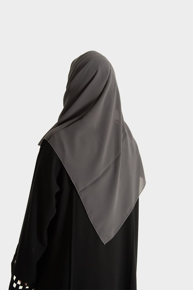 طرحة ملونة