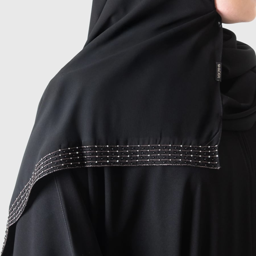 طرحة مطرزة