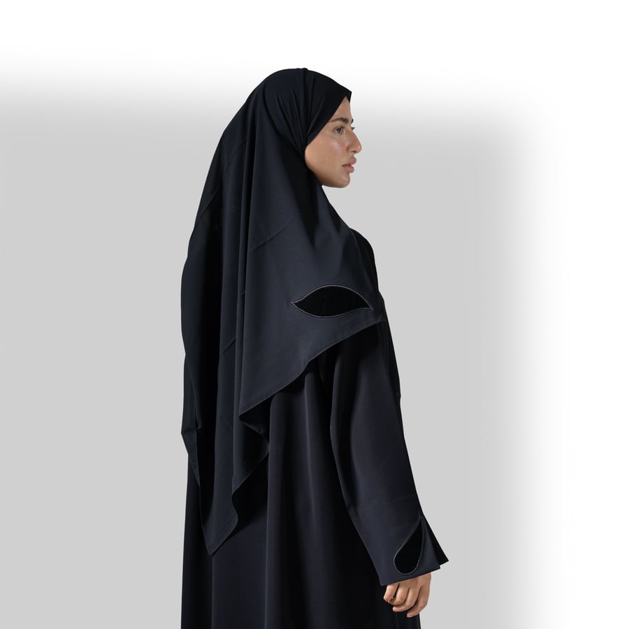 عباية شتوي من قماشالكريب باربي
