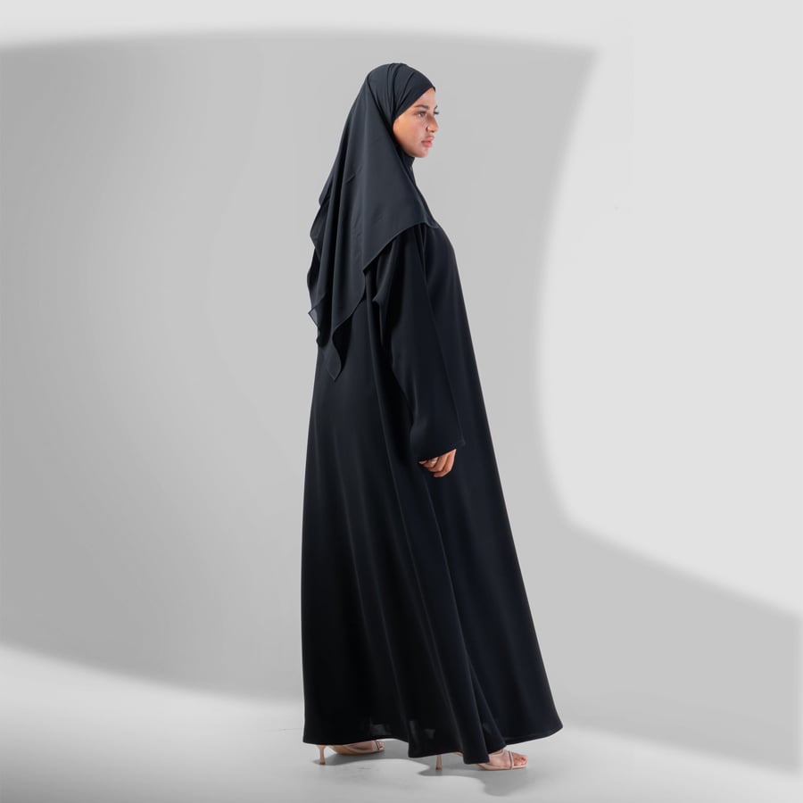 عباية كلوش سادة من الكريب