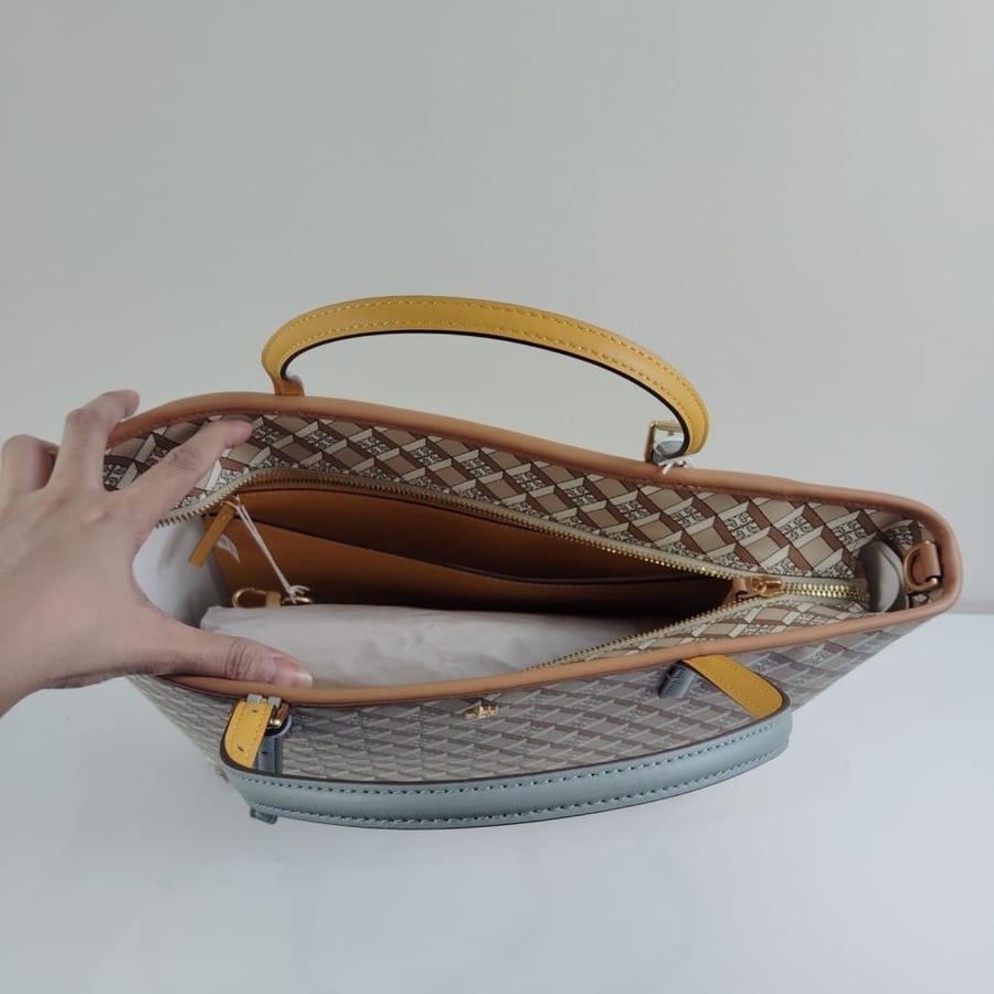Tory Burch bag