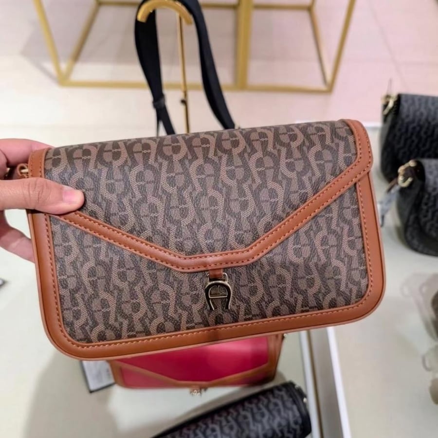 Aigner bag