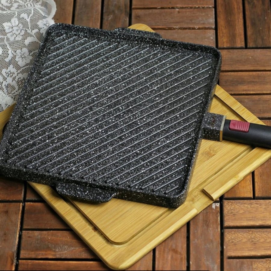 Grill pan with granite coating and wooden base (available in two models)
