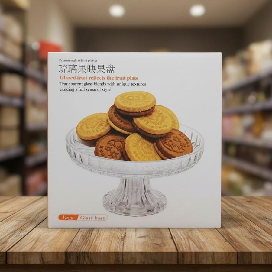 A glass plate with engraving and a stand of 3 pieces | gives you an elegant presentation