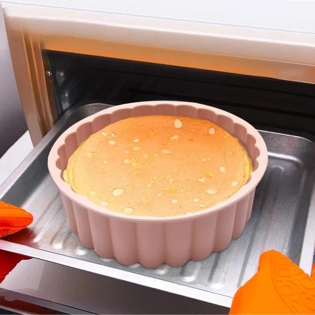 قالب كيك سيليكون دائري بتصميم مضلع 20 سم وهو مثالي لصنع كعكات ذات شكل أنيق وغير لاصق