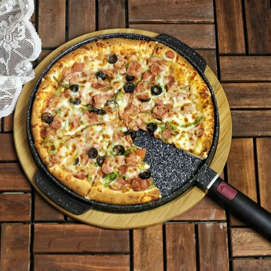 Grill pan with granite coating and wooden base (available in two models)