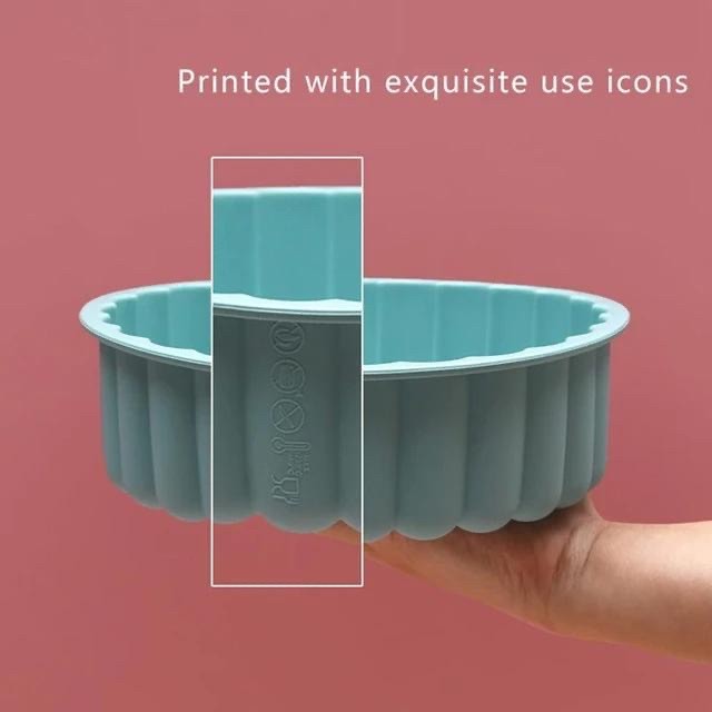 قالب كيك سيليكون دائري بتصميم مضلع 20 سم وهو مثالي لصنع كعكات ذات شكل أنيق وغير لاصق