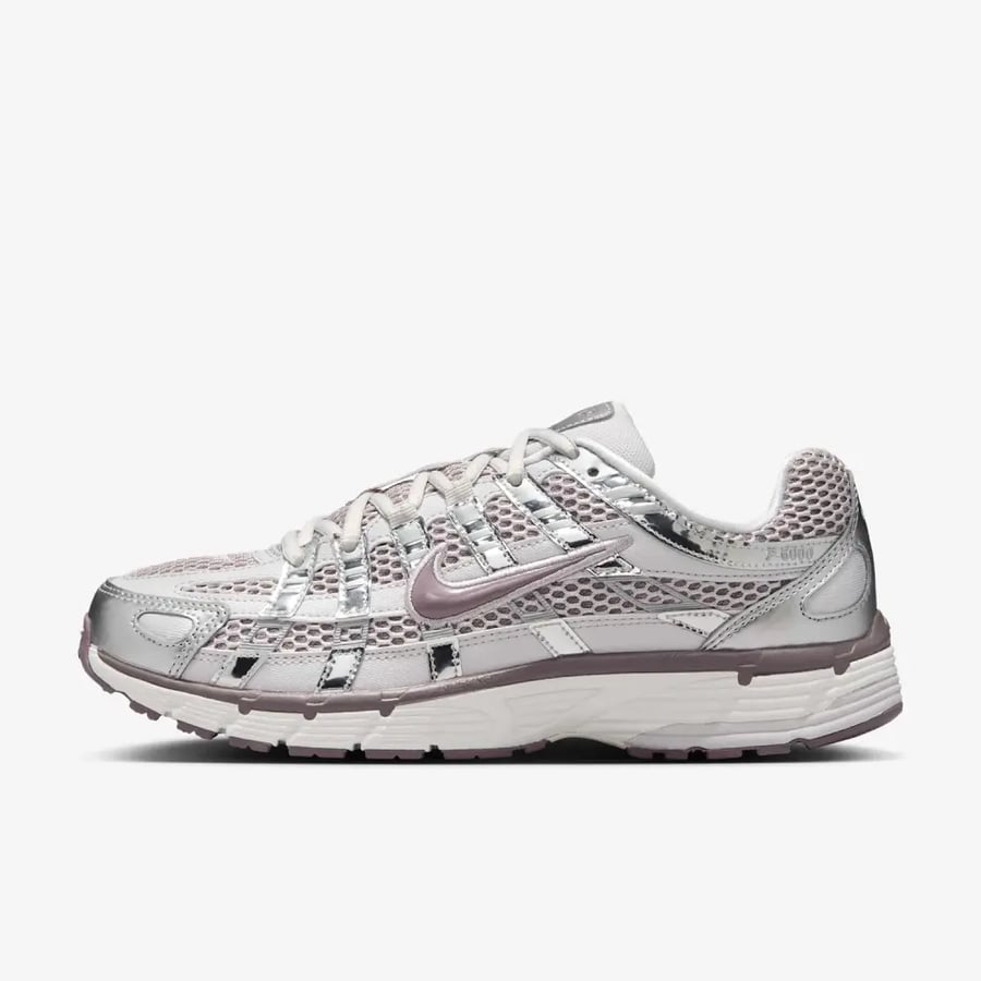 حذاء الجري Nike الرسمي الجديد للنساء ذو الرقبة المنخفضة والرباط وجيد التهوية IB4019-019