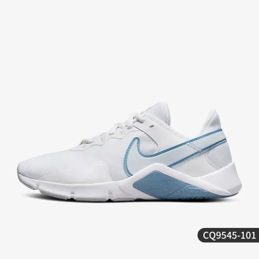 حذاء تدريب نسائي من Nike الأصلي LEGEND ESSENTIAL 2 CQ9545-101