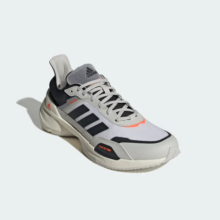 حذاء الجري Adidas الأصلي الجديد للجنسين ذو القطع المنخفضة ونعل سميك IE3222