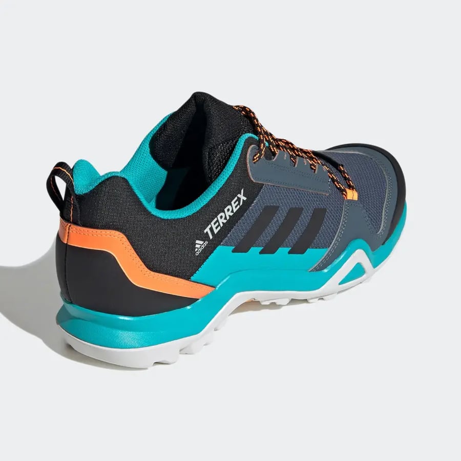 حذاء Adidas Authentic Terrex AX3 للرجال للاستخدام الخارجي FV6852