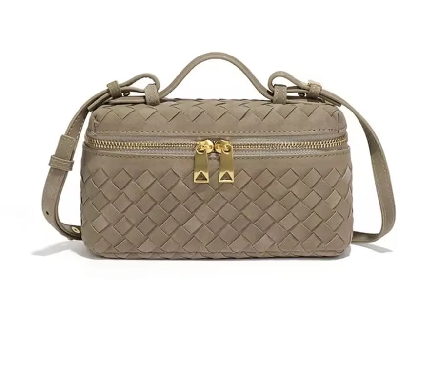 شنط BOTTEGA