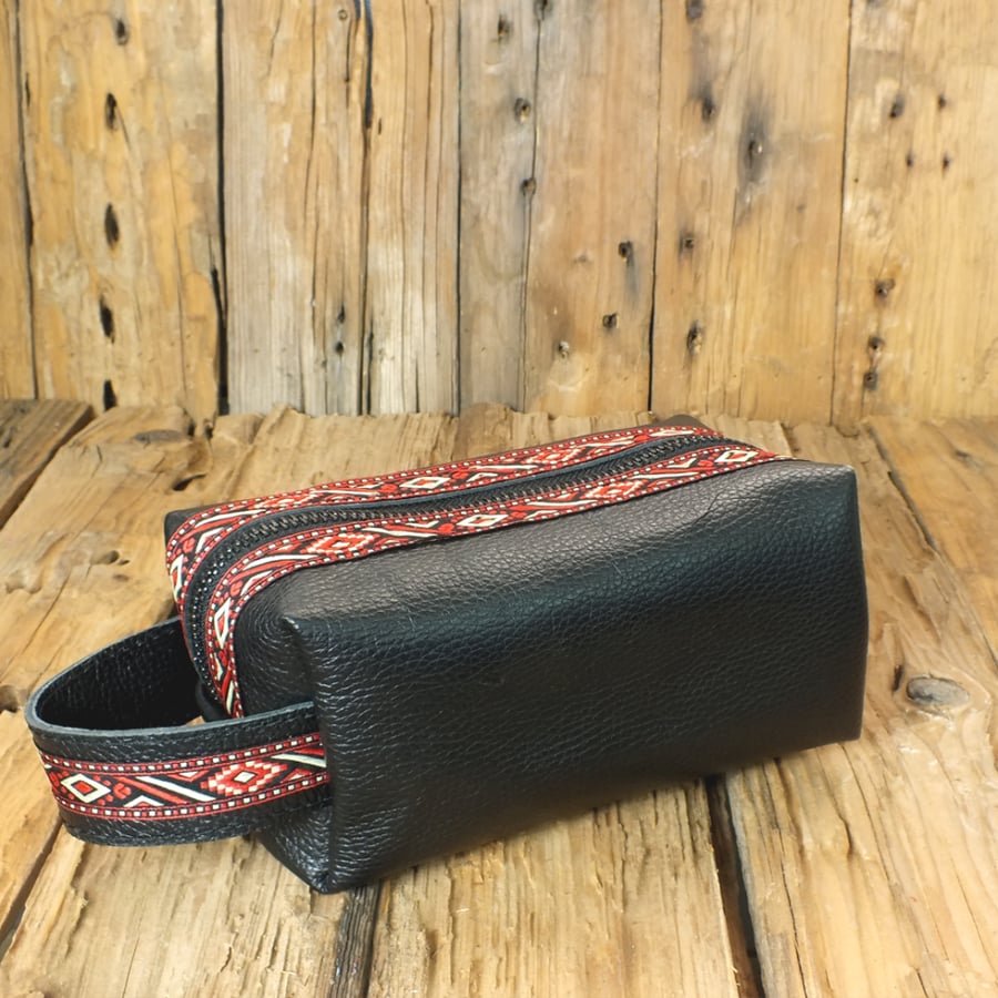 Luxurious black leather handbag