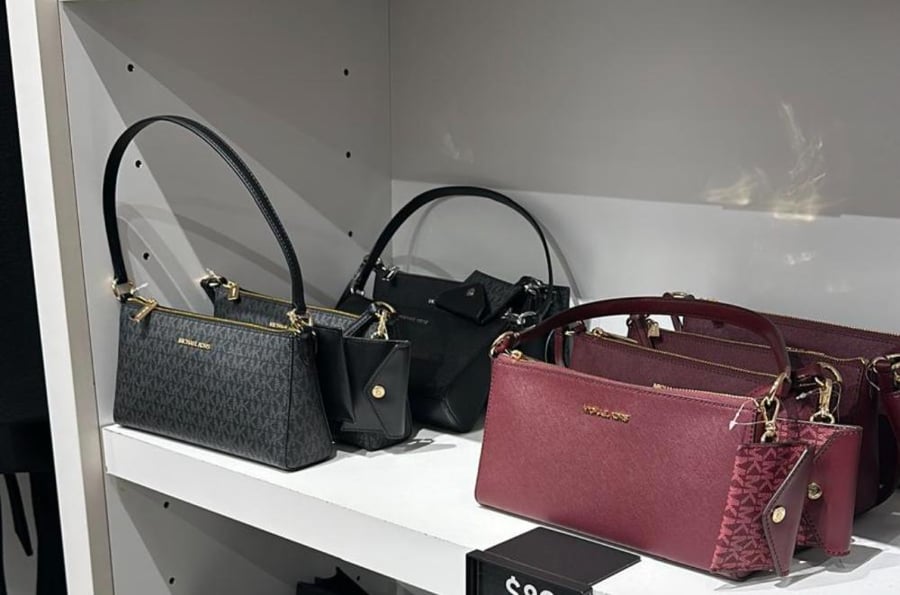 Michael Kors bag purple shoulder with wallet