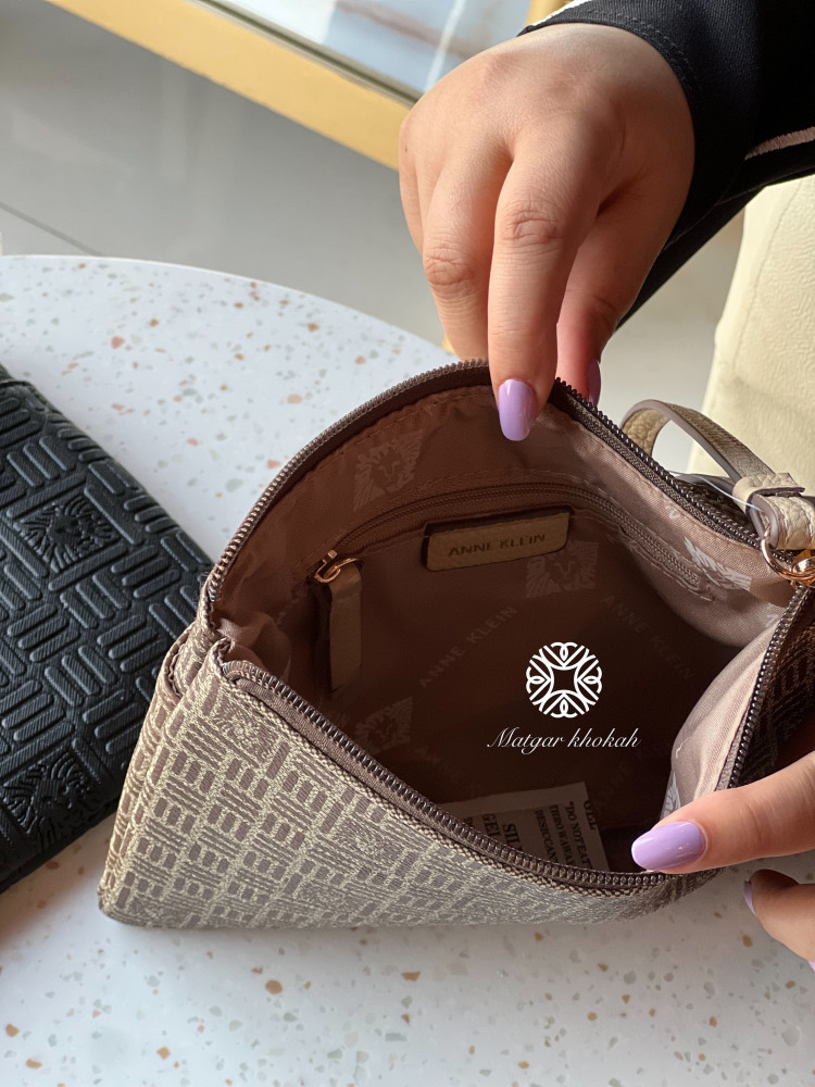 باوتش anne klein