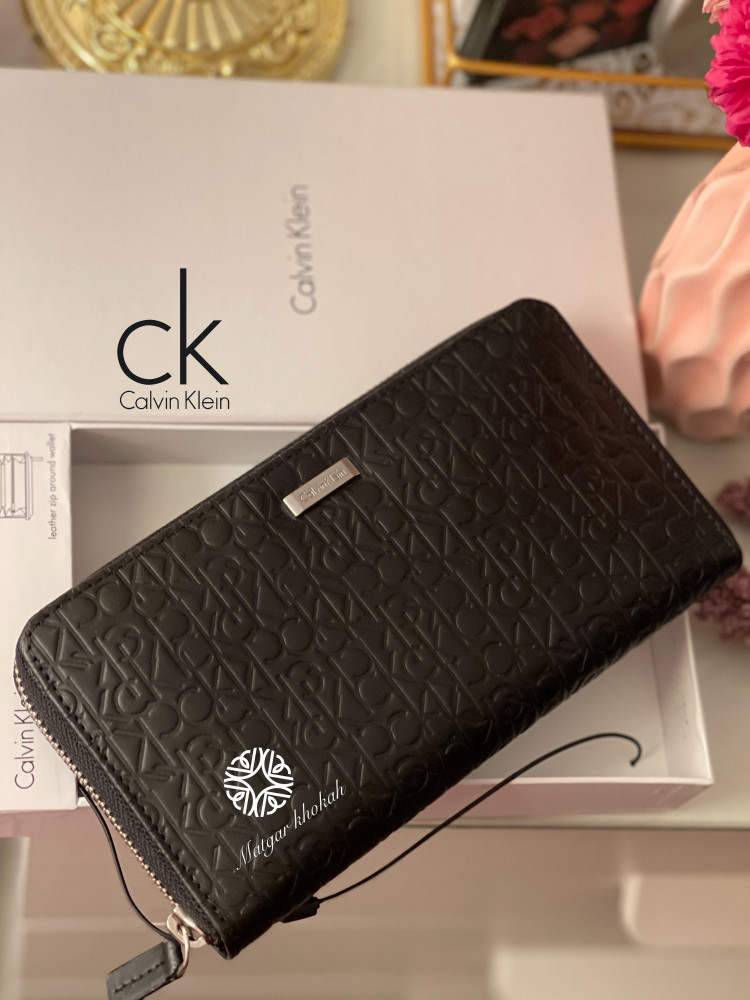 محفظة Calvin Klein