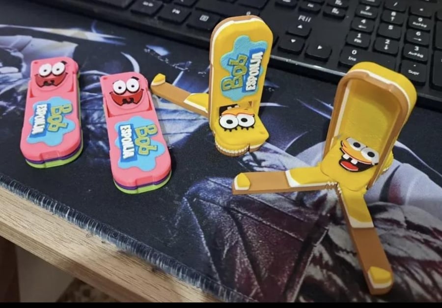 استاند  جوال سبونج بوب