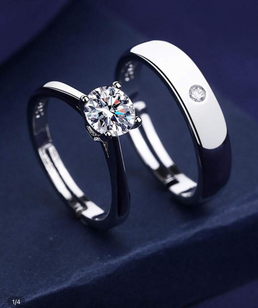 Adjustable size engagement rings