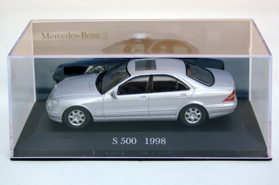 Mercedes-Benz S500 S Class W220 model 1998, silver, 1:43 IXO CK9991556