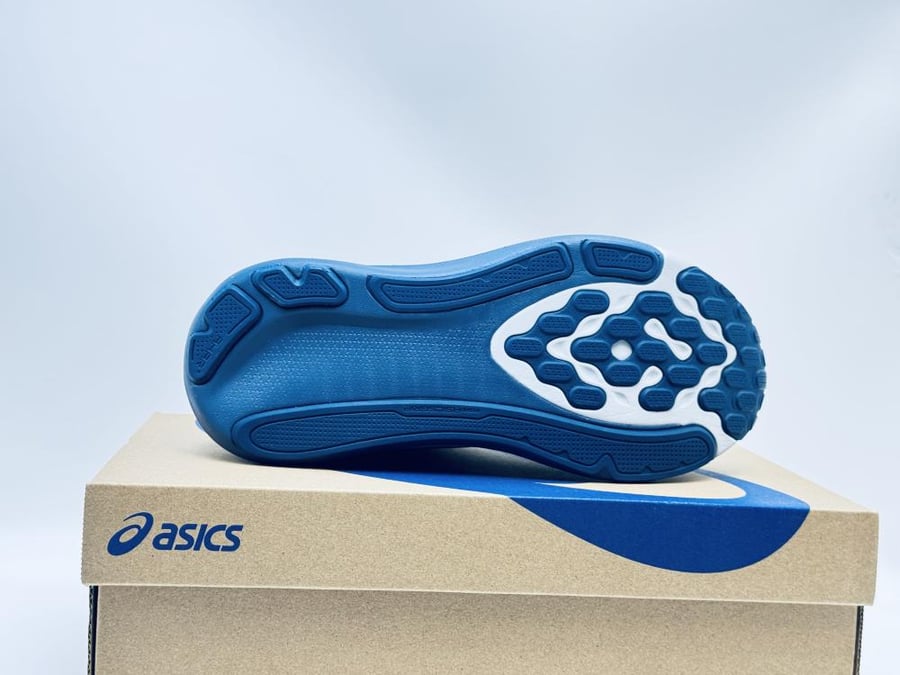 ASICS GEL-KAYANO 33