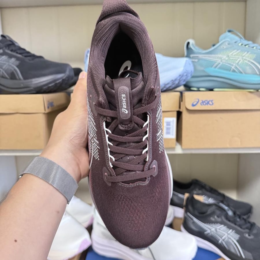 ASICS GEL-KAYANO 33