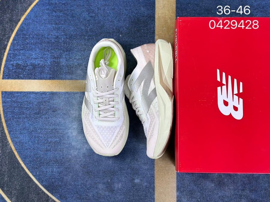 New Balance FuelCell Rebel