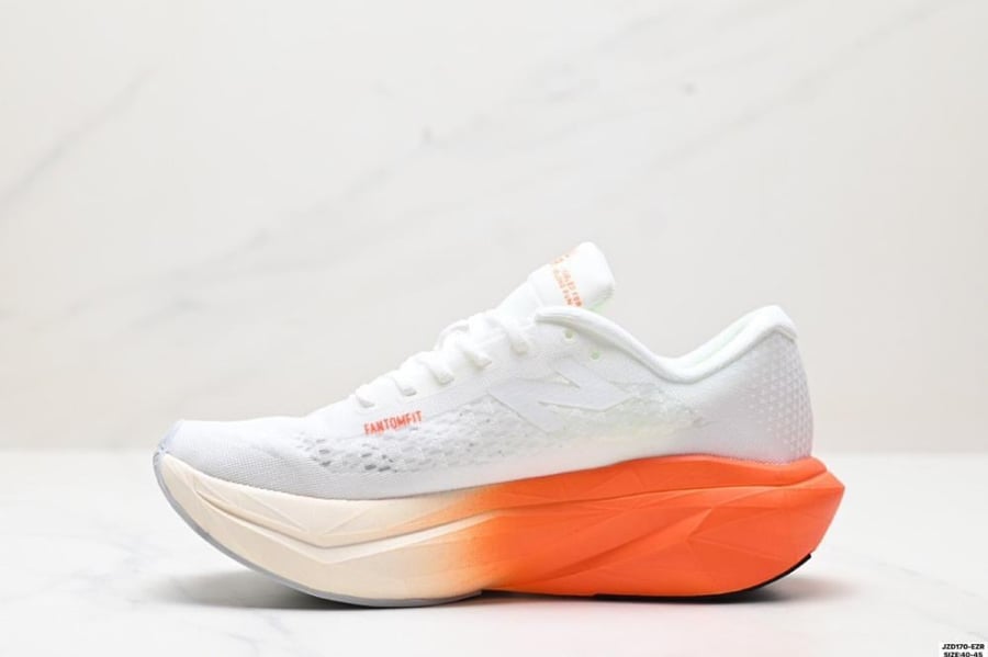 حذاء  New Balance FuelCell Rebel v5
