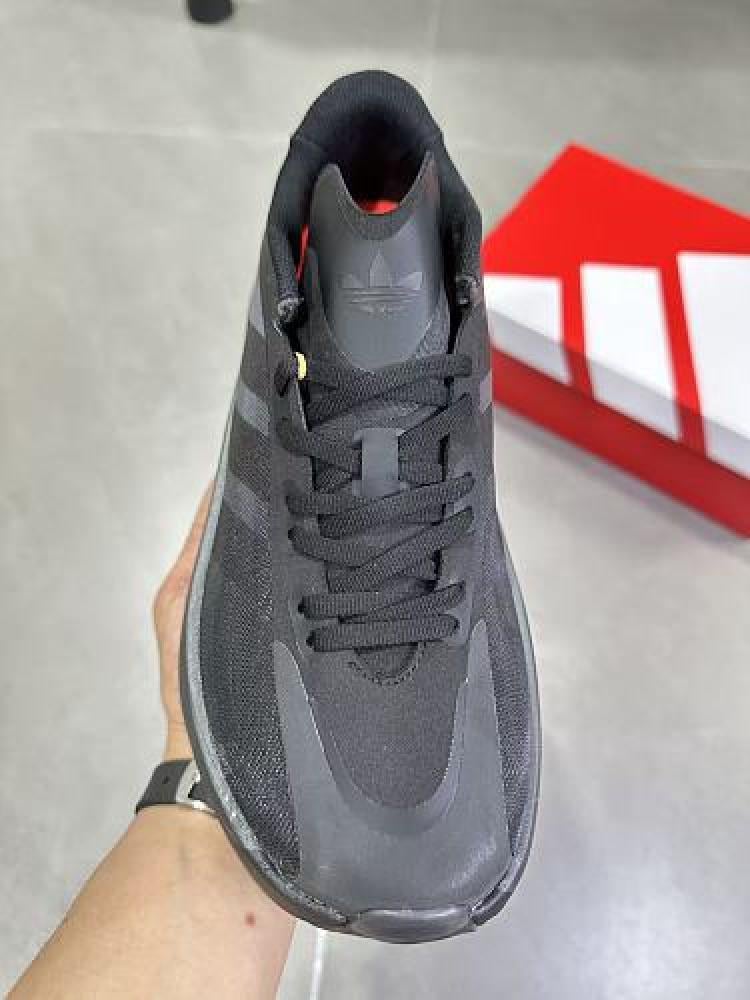 حذاء اديداس adidas HYPERBOOST EDGE
