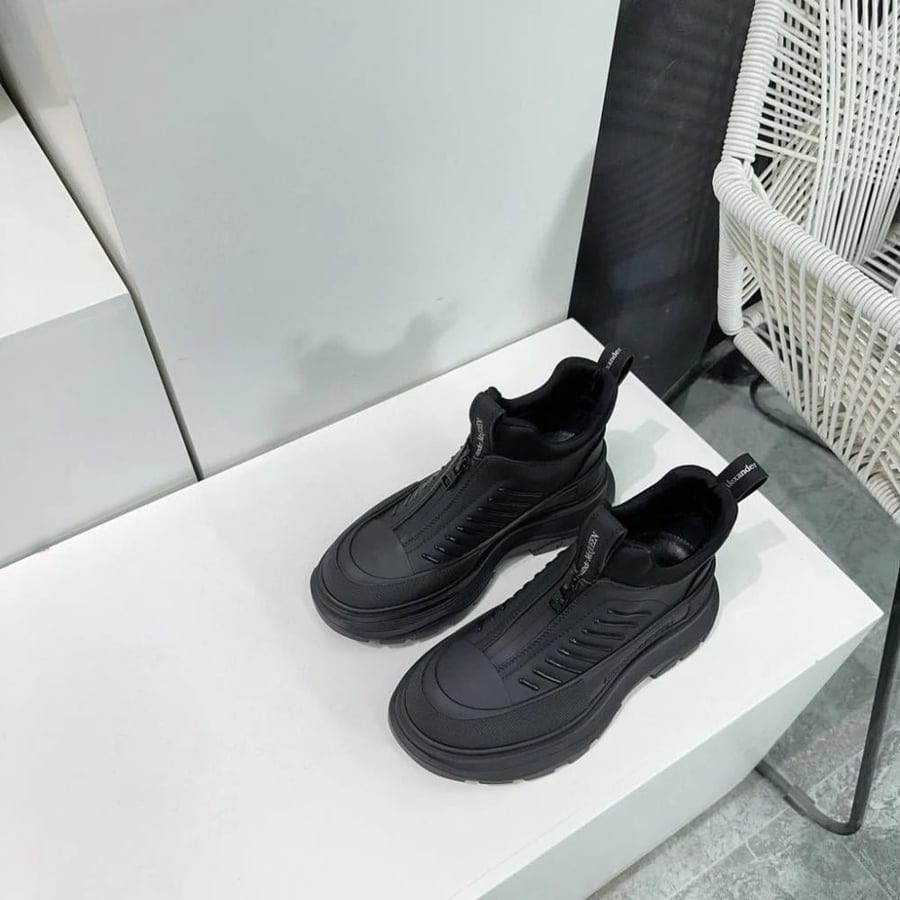Alexander McQueen Casual Shoes