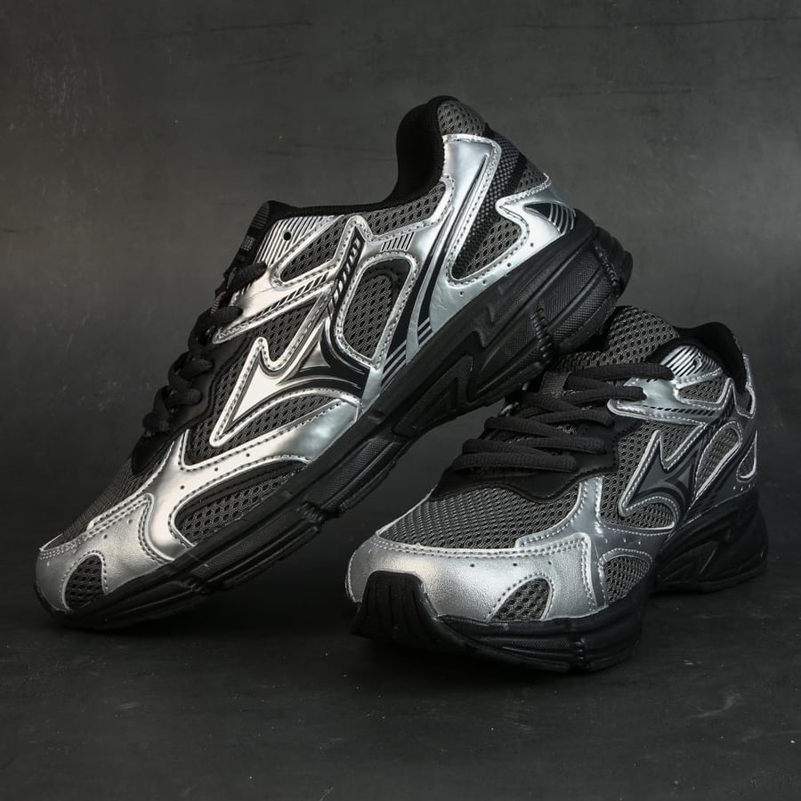 حذاء ميزونو – Mizuno
