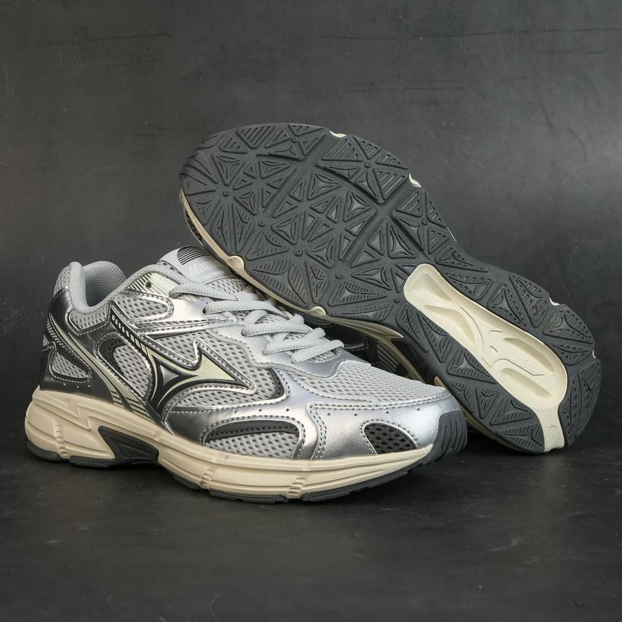 حذاء ميزونو – Mizuno