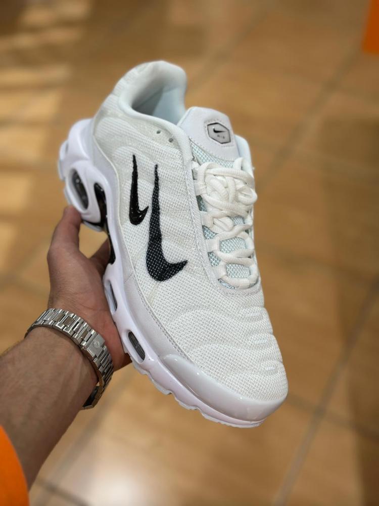 حذاء Nike Air Force