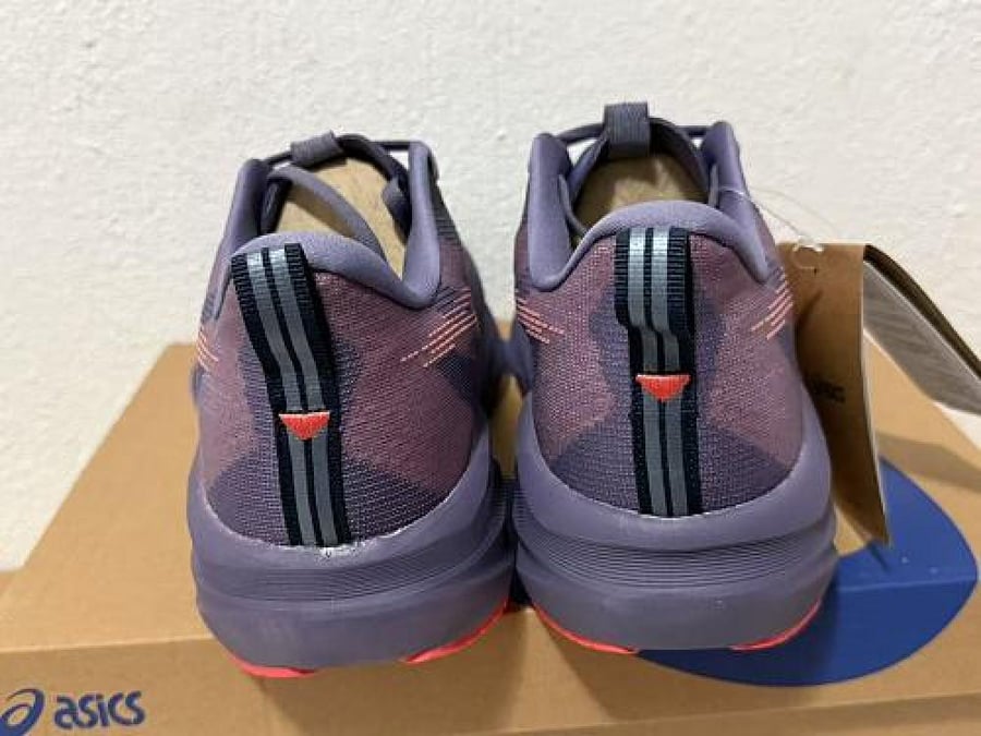 حذاء ASICS NOVABLAST 5 | أسيكس نوفابلاست 5