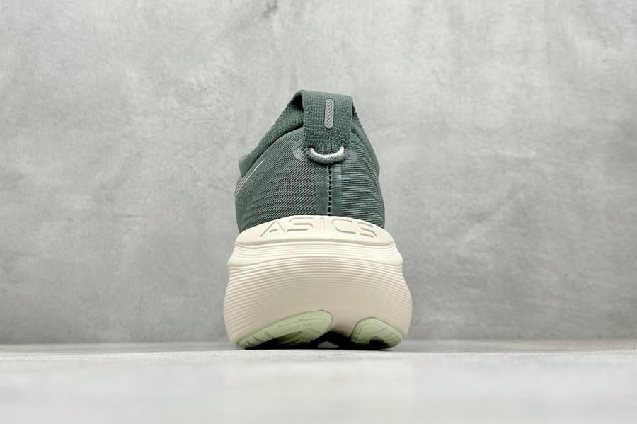 ASICS GEL-NIMBUS 27