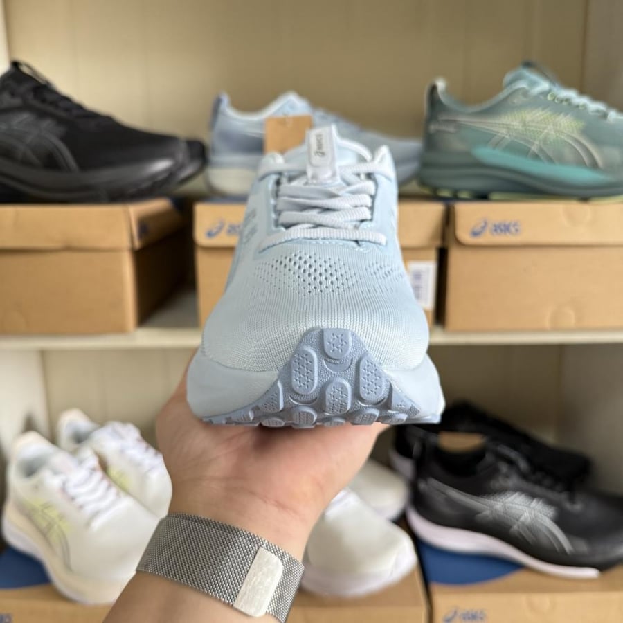 ASICS GEL-KAYANO 33