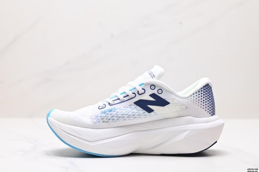 حذاء  New Balance FuelCell Rebel v5