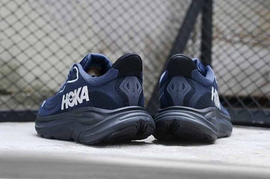 حذاء HOKA Clifton 10