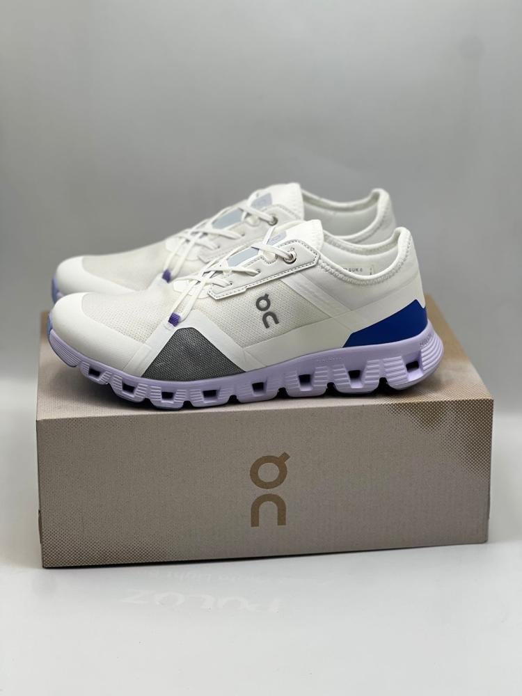 حذاء On Running cloud