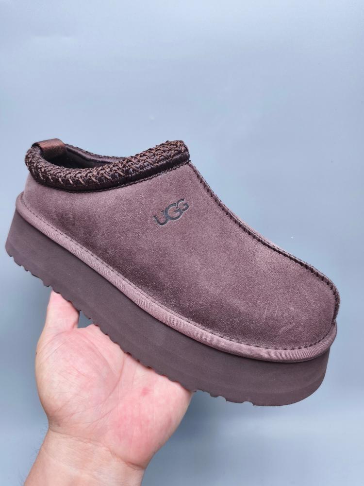 حذاء شتوي UGG