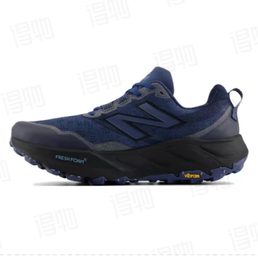 حذاء New Balance Hierro V9