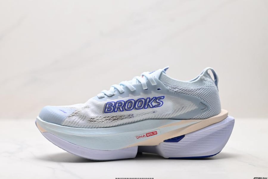 حذاء بروكس Brooks Hyperion Max 3