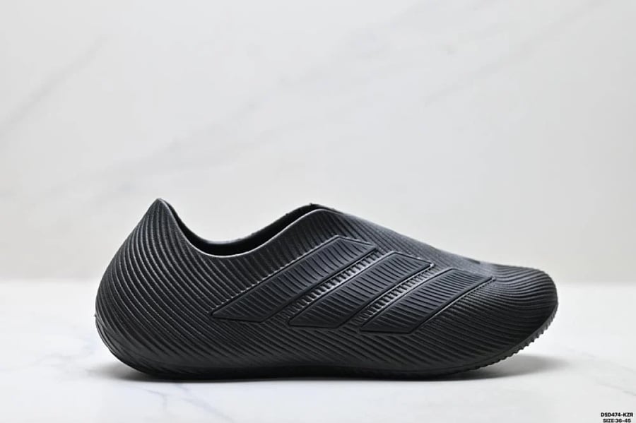 أحذاء  adidas Purechill