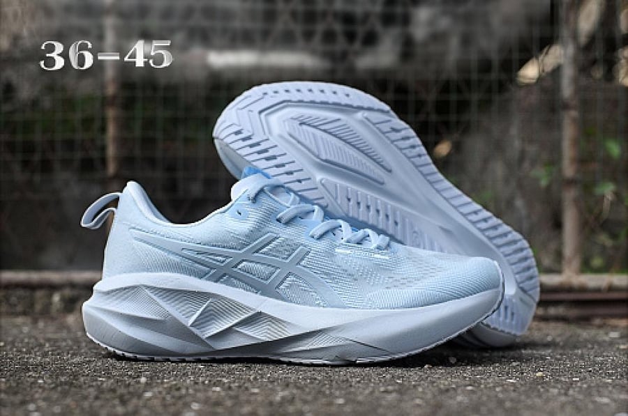 حذاء ASICS NOVABLAST 5 | أسيكس نوفابلاست 5