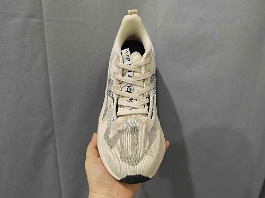 حذاء ASICS NOVABLAST 5 | أسيكس نوفابلاست 5