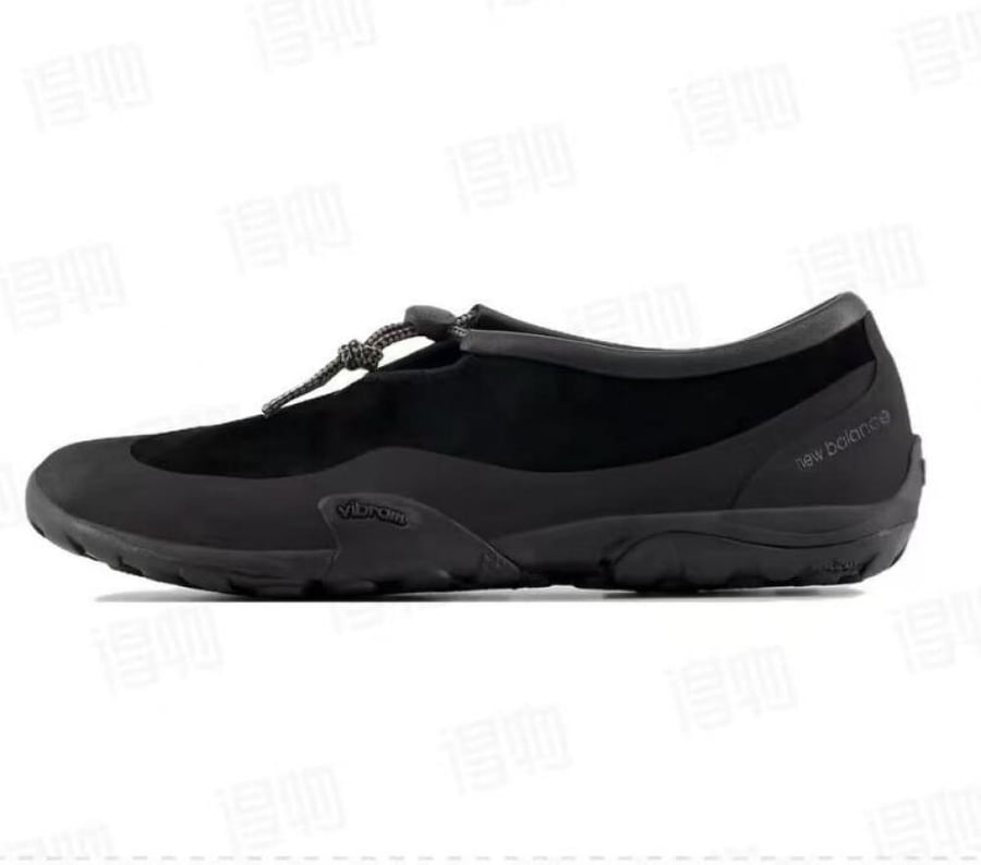 حذاء نيو بالانس مينيموس New Balance Minimus MT10