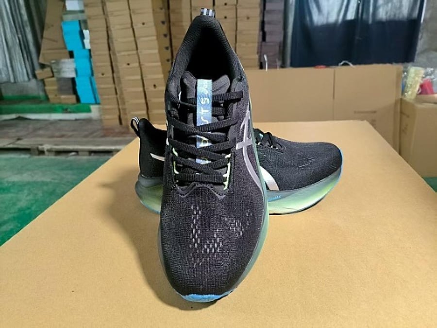 حذاء ASICS NOVABLAST 5 | أسيكس نوفابلاست 5
