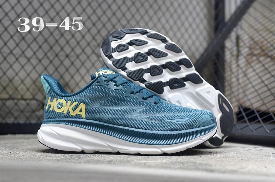 حذاء HOKA Clifton 9