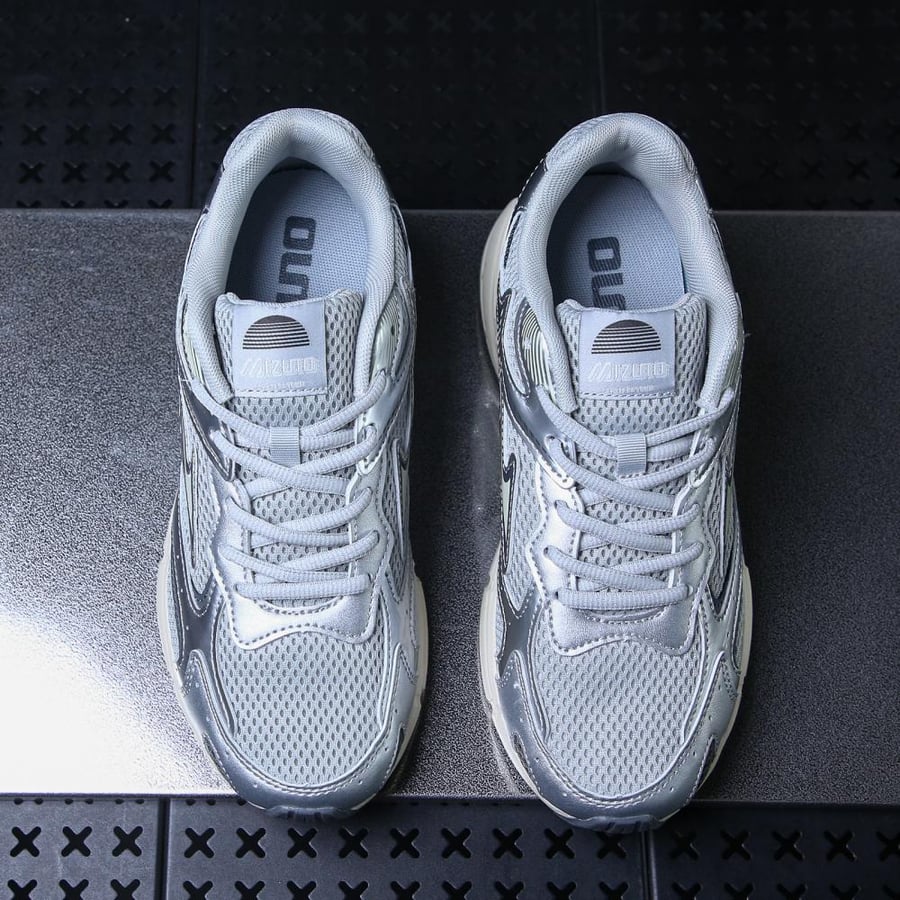 حذاء ميزونو – Mizuno