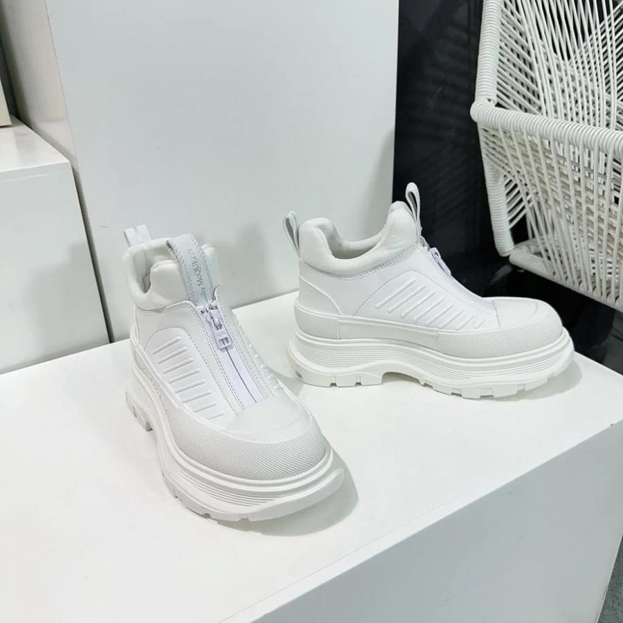 Alexander McQueen Casual Shoes