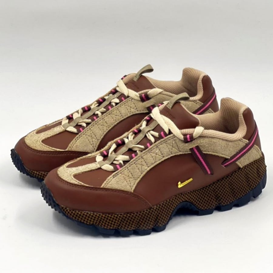 حذاء Nike Jacquemus